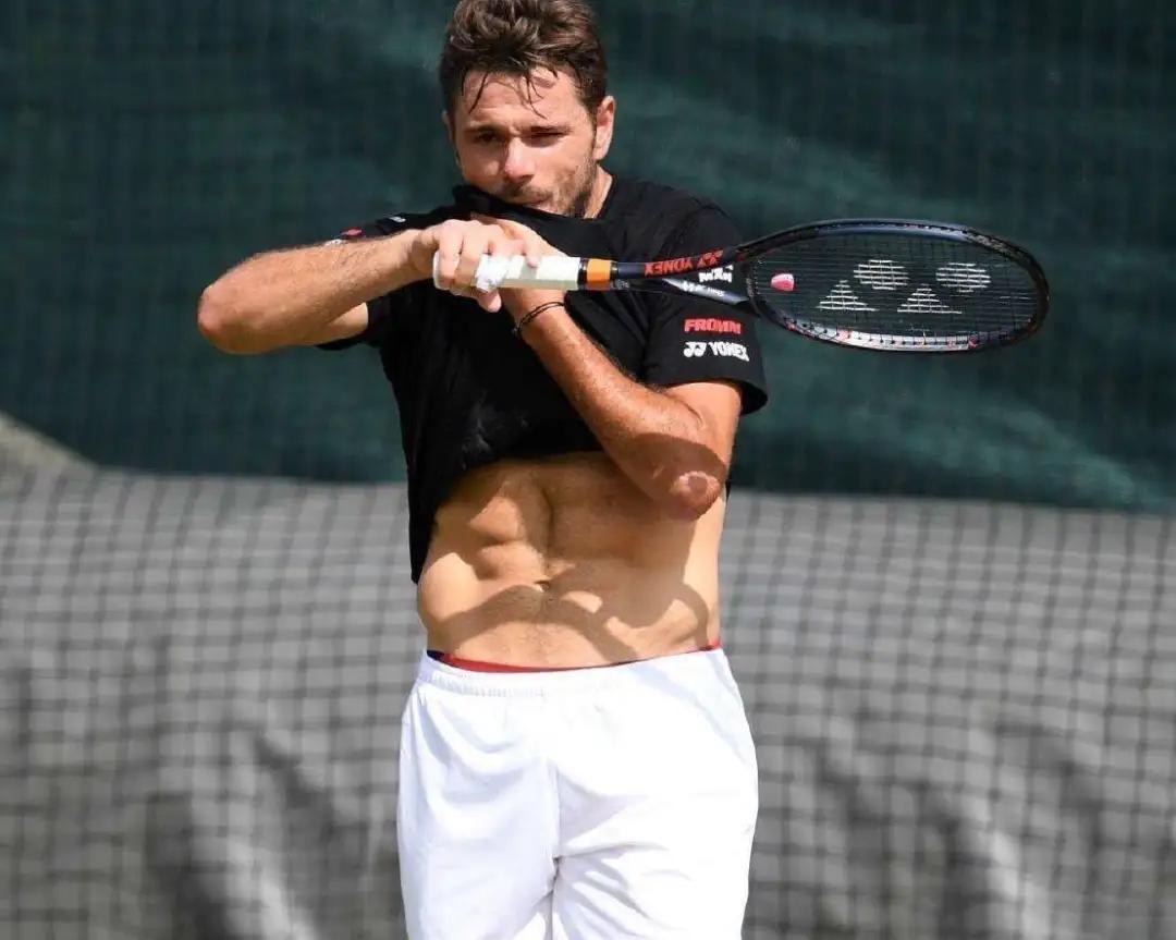 九游体育官网 - 穆古鲁扎迎来二十赛季高光表现，TL球迷沸腾！